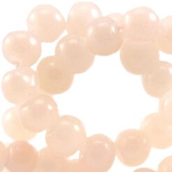 Glaskraal opaal vintage light peach 6mm