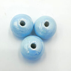 Keramieken kralen licht blauw 16x14mm met glans