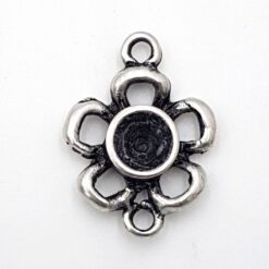 DQ bedel bloem met 2 oogjes antiek zilver 30x22mm