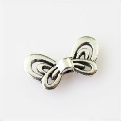 Tibetaans Zilveren Kleur Dier Vlinder Spacer Beads 9.5x17.5mm