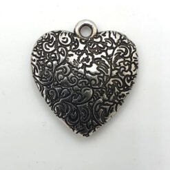 Metallook bedel Hart 30x28mm antiek zilver