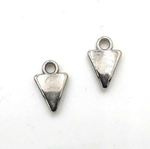 Metallook bedel driehoek 15x9mm zilver