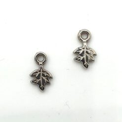 Metallook bedel blaadje 11x5mm zilver