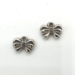 Metallook bedel strikje 10x8mm zilver