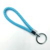 Gevlochten sleutelhanger van kunstleer blauw