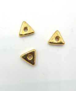 Glaskralen goud driehoek 10mm
