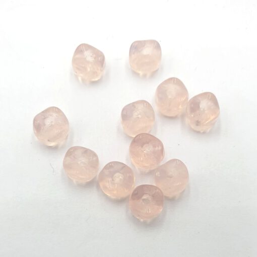 6mm glaskralen licht roze opaal