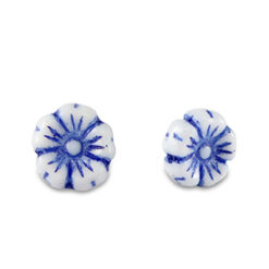 Czech kraal bloem 7mm Strong blue-white